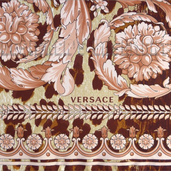 VERSACE beige Wild Barocco CROWNS brown LEO Spots 35" Silk scarf NWT +🎁envelope - Picture 4 of 6